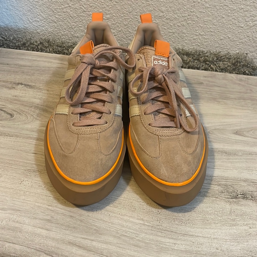 2021 Wmns Super Sleek 72 'Ash Pearl Gum'